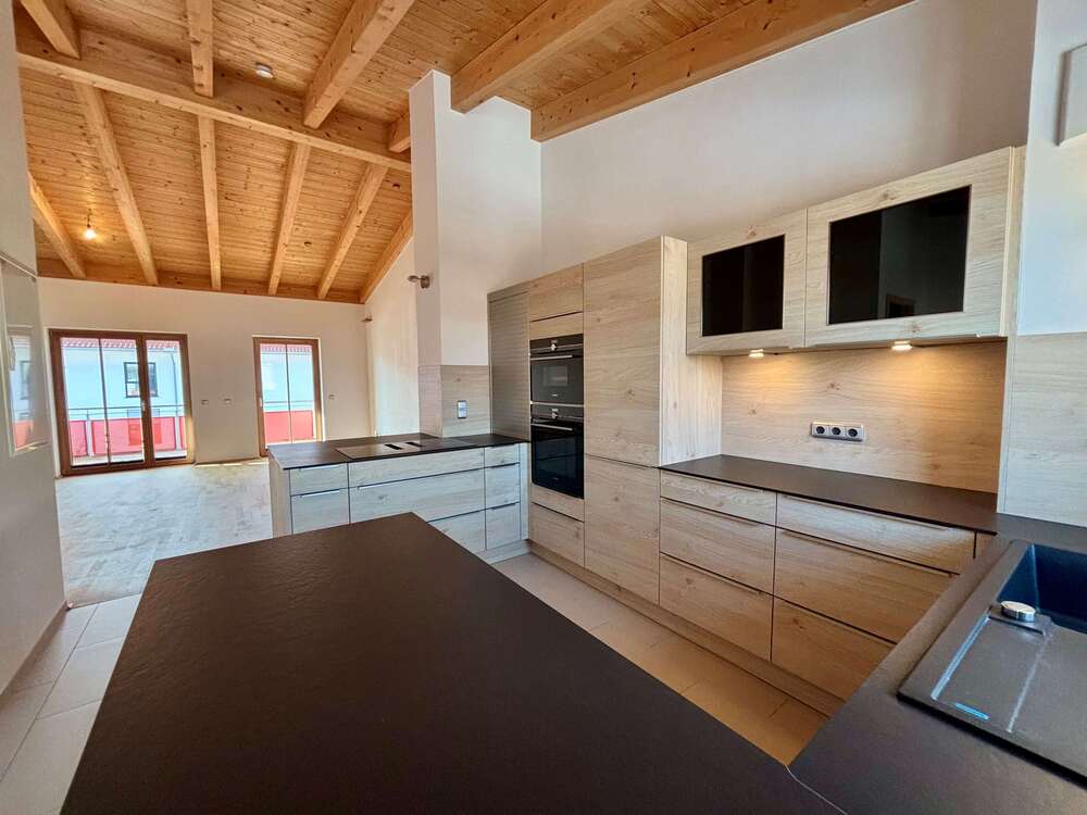 Thumbnail-Wohnung zum Kaufen in Brannenburg 590.000,00 € 89.87 m²