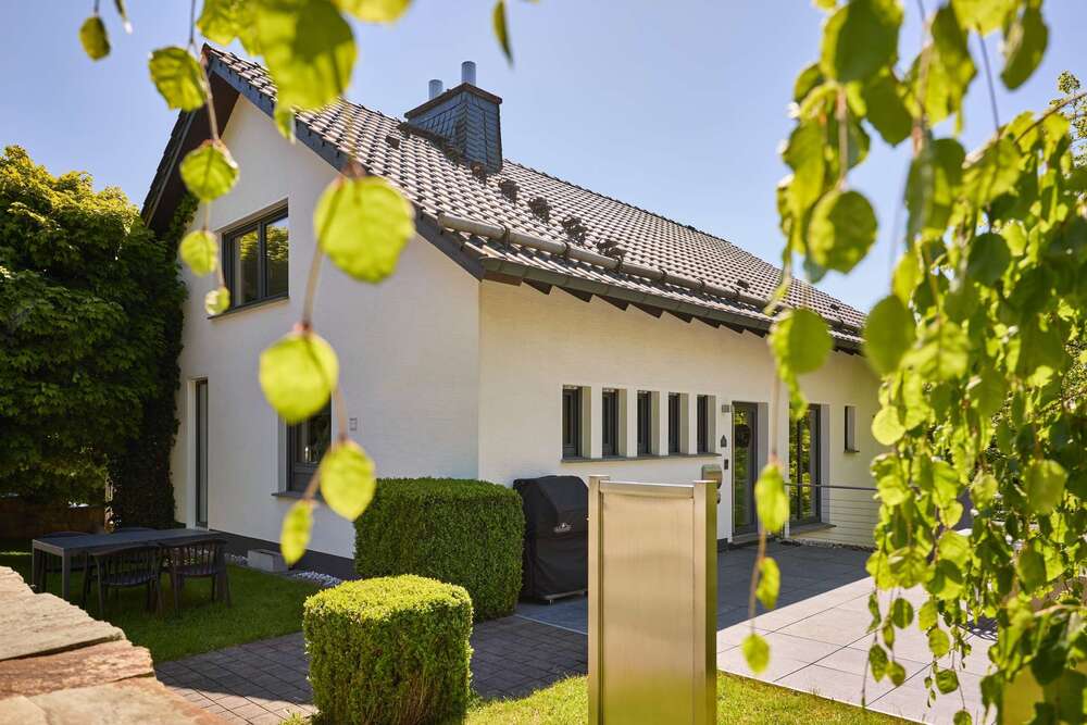 Thumbnail-Haus zum Kaufen in Meschede 300.000,00 € 232 m²