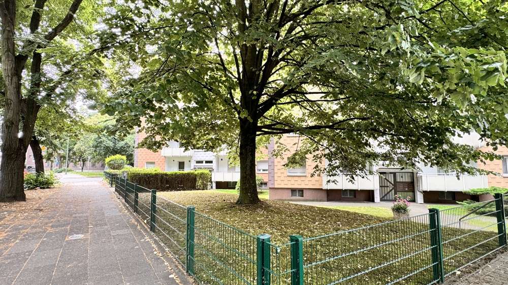 Thumbnail-Wohnung zum Kaufen in Duisburg 144.500,00 € 76 m²