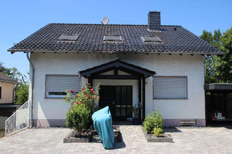 Thumbnail-Wohnung zum Kaufen in Bad Honnef 249.000,00 € 88 m²