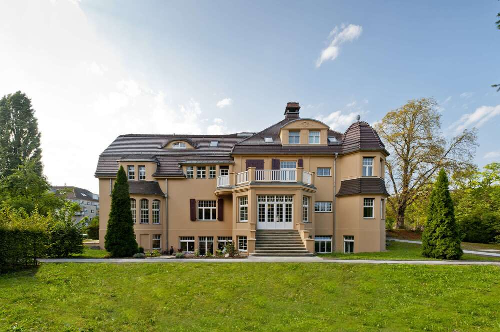 Thumbnail-Wohnung zum Mieten in Dresden 2.499,00 € 128.2 m²
