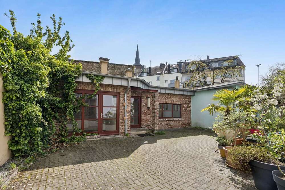 Thumbnail-Grundstück zu verkaufen in Düsseldorf 2.150.000,00 € 1156 m²