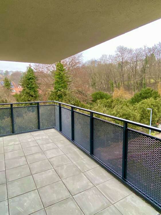 Thumbnail-Wohnung zum Kaufen in Stuttgart 553.000,00 € 90.62 m²