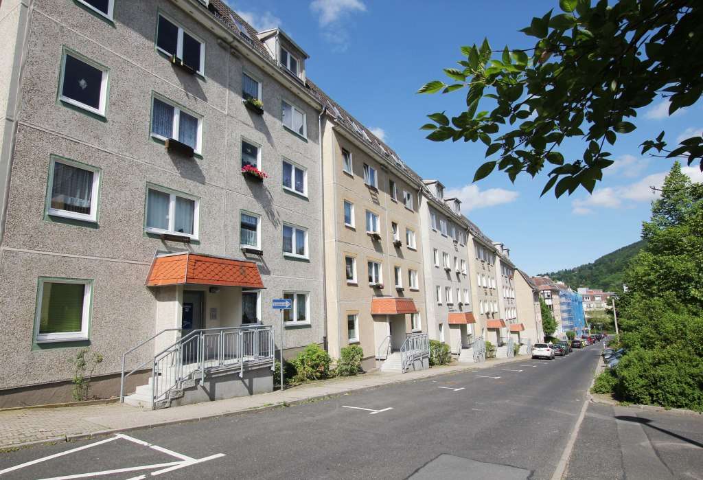 Thumbnail-Wohnung zum Mieten in Suhl 385,74 € 60.95 m²