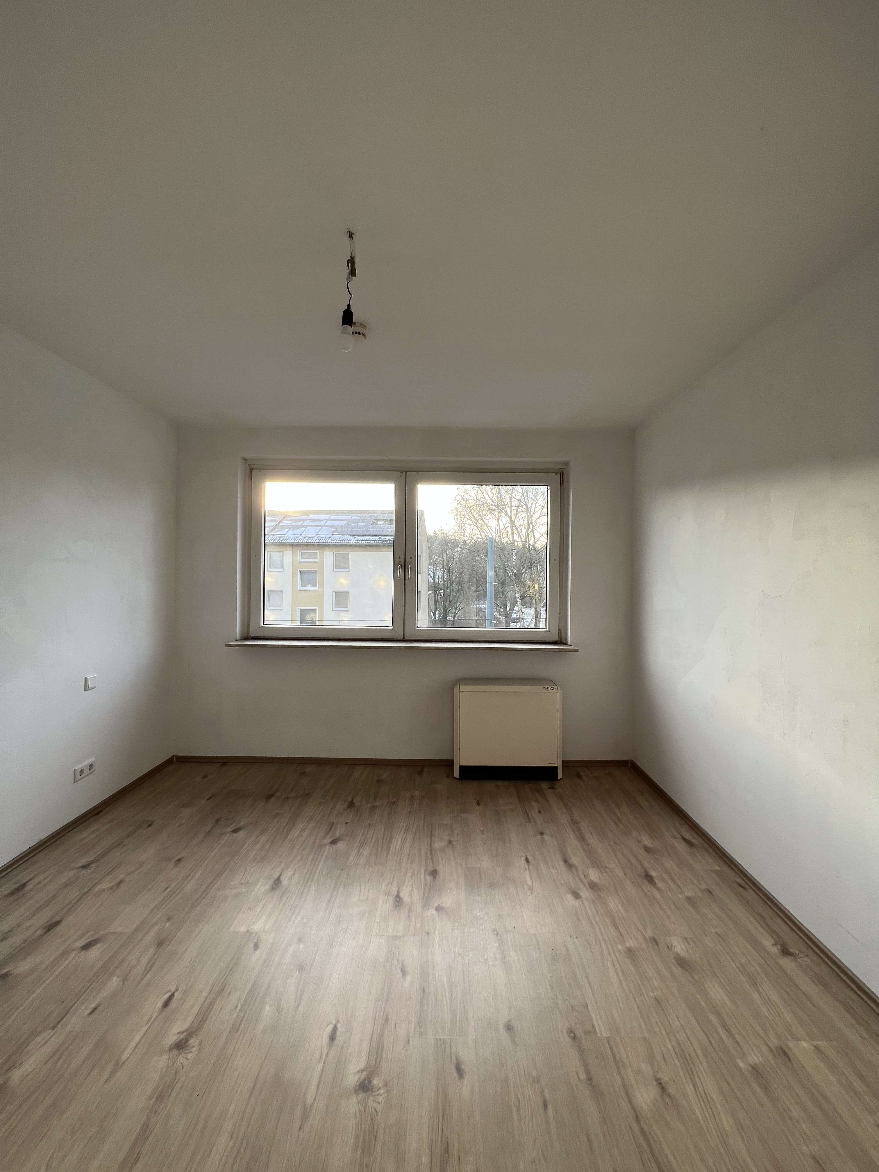 Thumbnail-Wohnung zum Mieten in Essen 470,00 € 58.47 m²