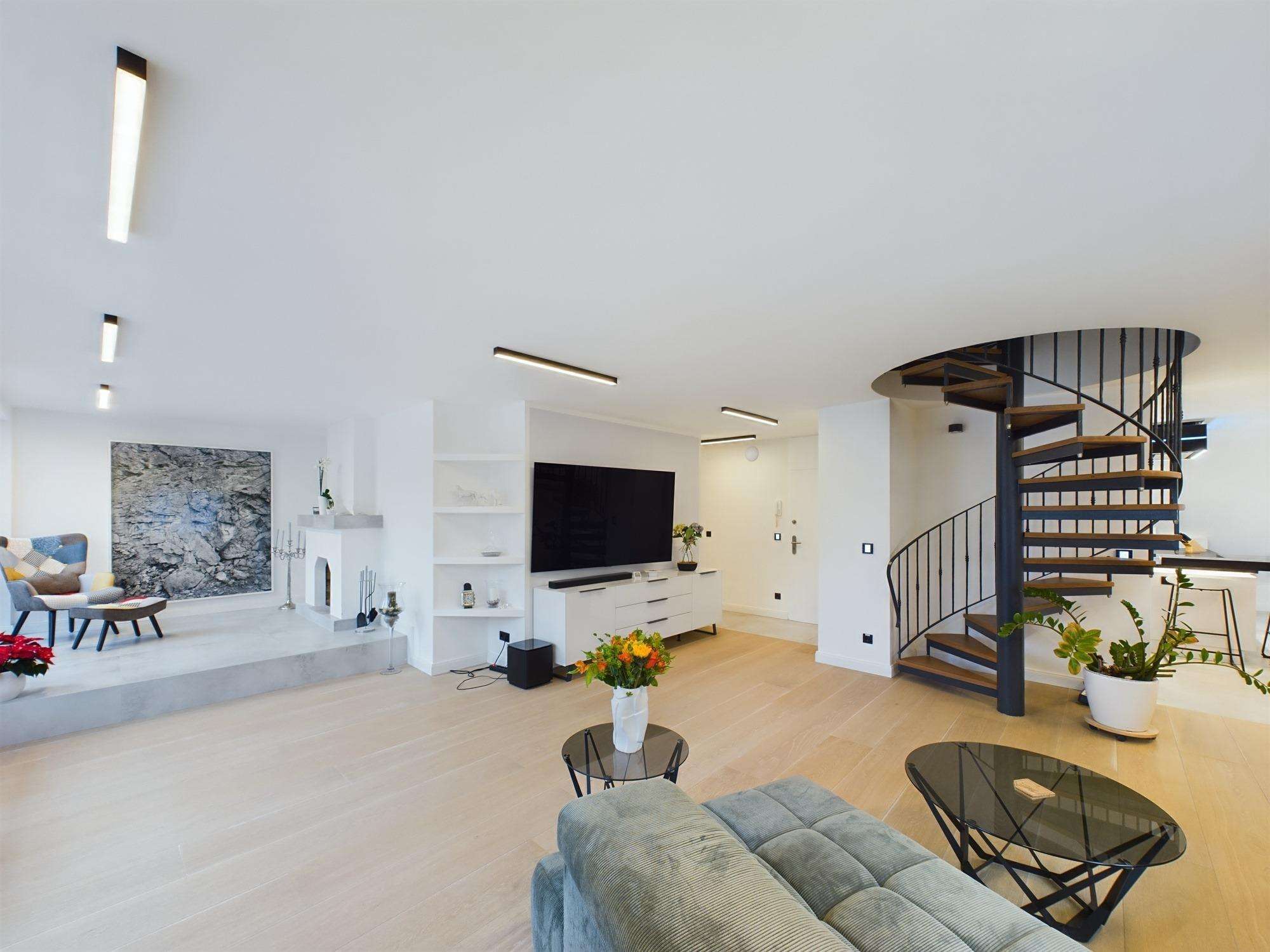 Thumbnail-Wohnung zum Kaufen in München 1.499.000,00 € 185 m²