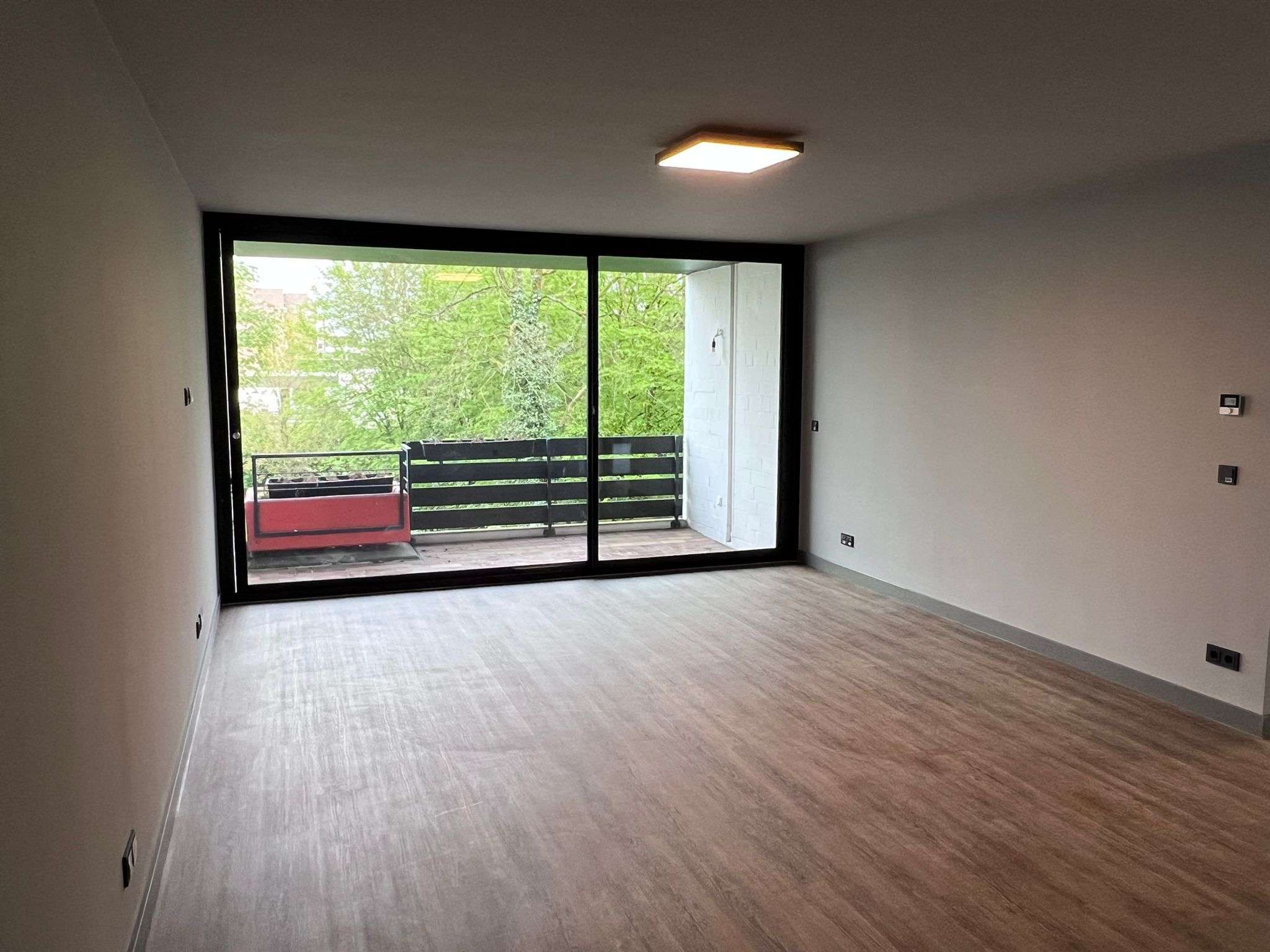 Thumbnail-Wohnung zum Kaufen in Erkrath 210.000,00 € 64 m²