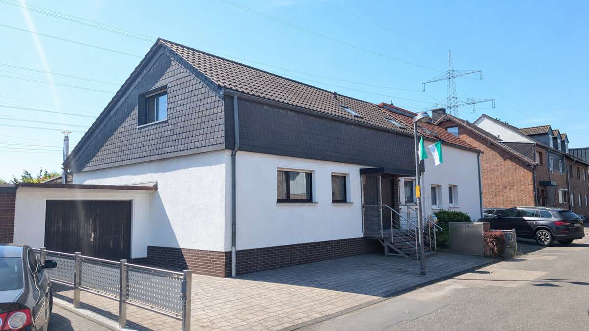 Thumbnail-Haus zum Kaufen in Köln 540.000,00 € 172 m²