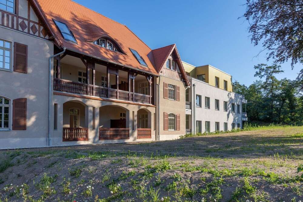 Thumbnail-Wohnung zum Mieten in Buckow 1.279,00 € 106.57 m²