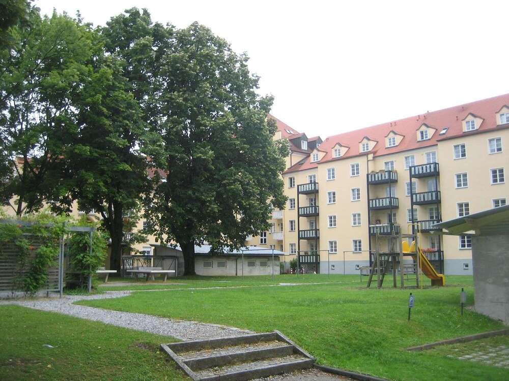 Thumbnail-Wohnung zum Mieten in Augsburg -Hochfeld 1.110,00 € 74 m²