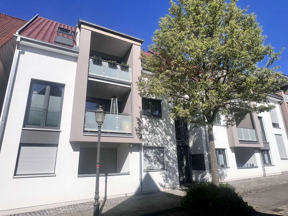 Thumbnail-Wohnung zum Mieten in Bückeburg 960,00 € 80 m²