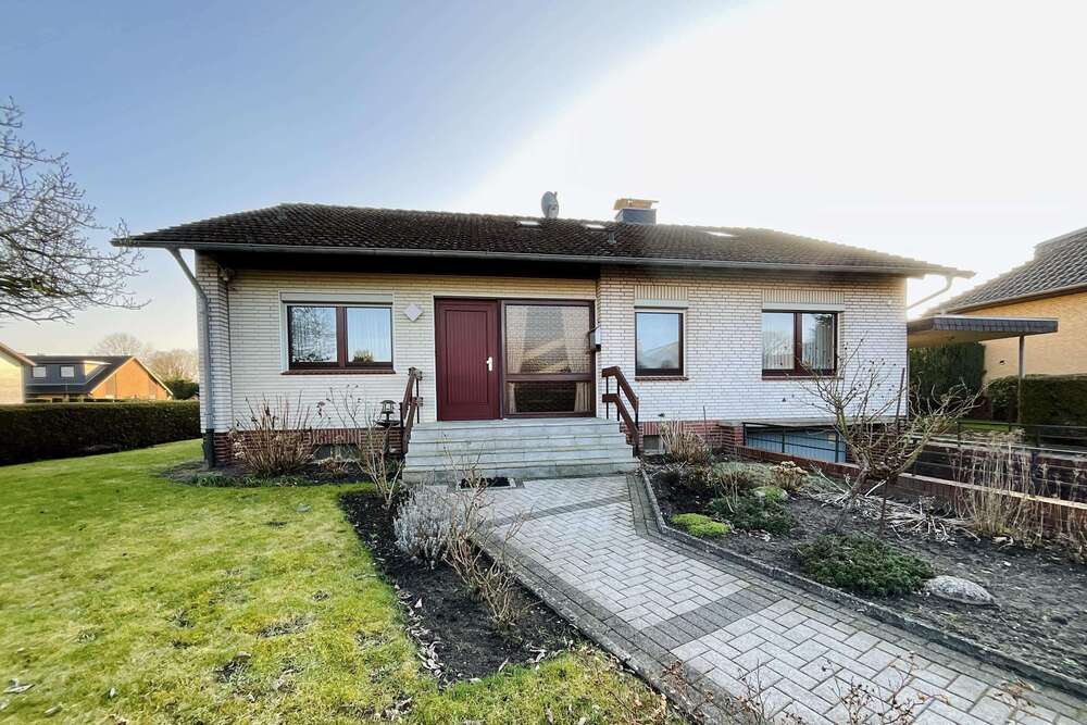 Thumbnail-Haus zum Kaufen in Loxstedt 184.000,00 € 96 m²