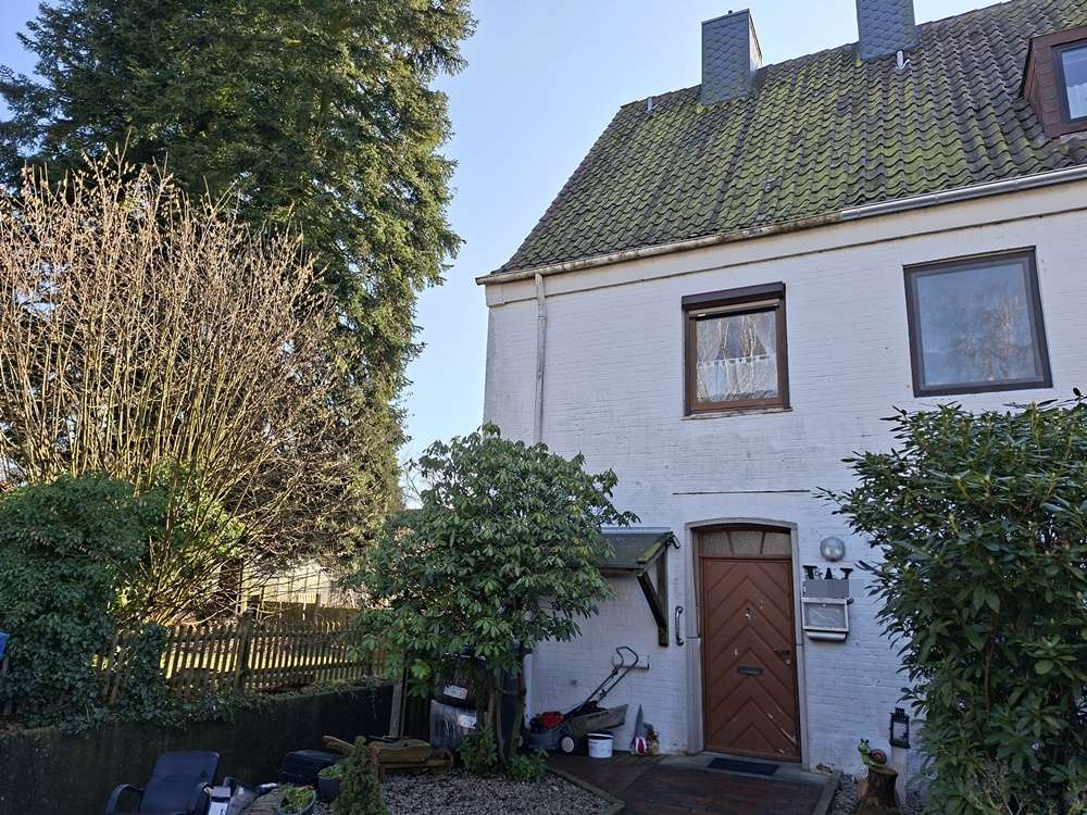 Thumbnail-Haus zum Kaufen in Itzehoe 150.000,00 € 97 m²