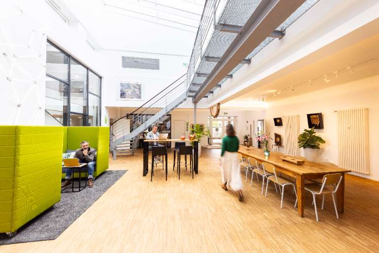 Thumbnail-Büro in Essen 325,00 € 4 m²