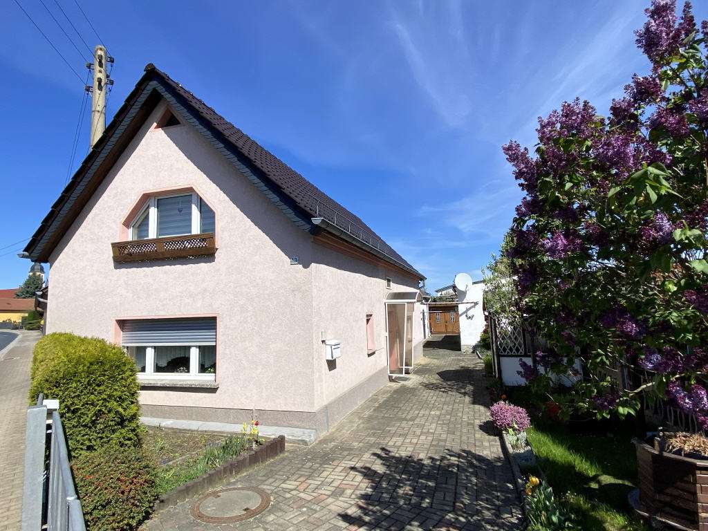 Thumbnail-Haus zum Kaufen in Zeithain 79.000,00 € 106.04 m²