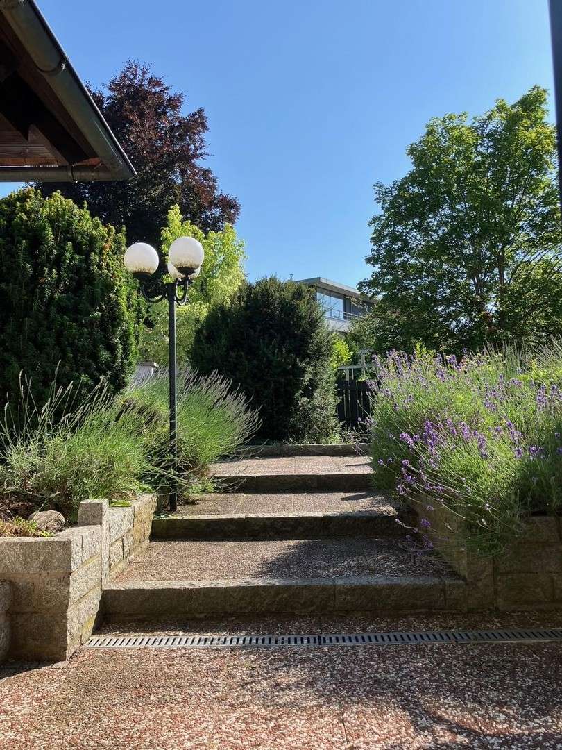Thumbnail-Haus zum Kaufen in Zirndorf 945.000,00 € 308 m²
