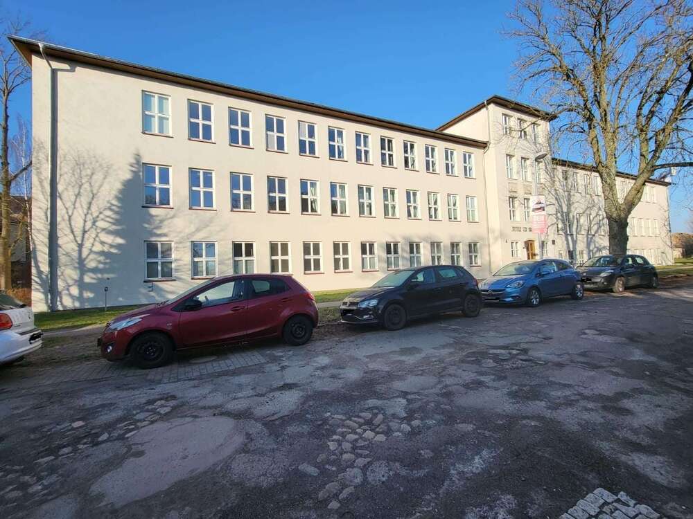 Thumbnail-Wohnung zum Mieten in Greifswald 311,00 € 24.83 m²