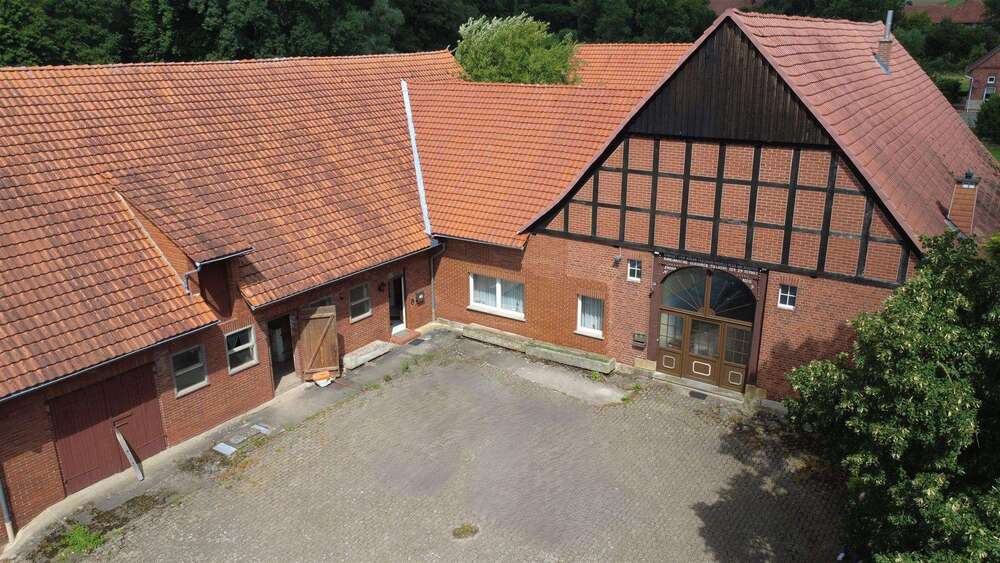 Thumbnail-Haus zum Kaufen in Porta Westfalica 190.000,00 € 296 m²
