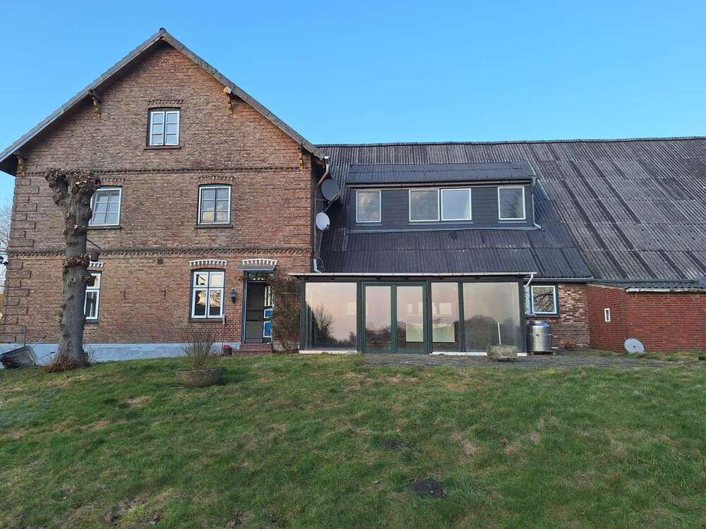 Thumbnail-Wohnung zum Mieten in Haselau 1.300,00 € 130 m²