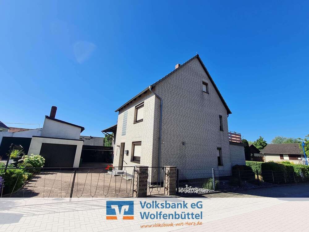 Thumbnail-Haus zum Kaufen in Lengede 215.000,00 € 148 m²