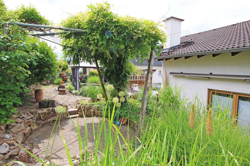 Thumbnail-Haus zum Kaufen in Seeheim-Jugenheim 795.000,00 € 258.61 m²