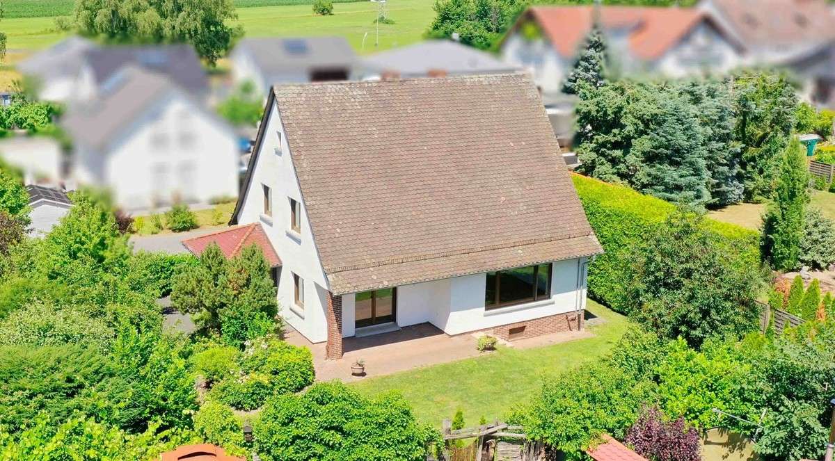Thumbnail-Haus zum Kaufen in Hasselroth Niedermittlau 449.000,00 € 145 m²