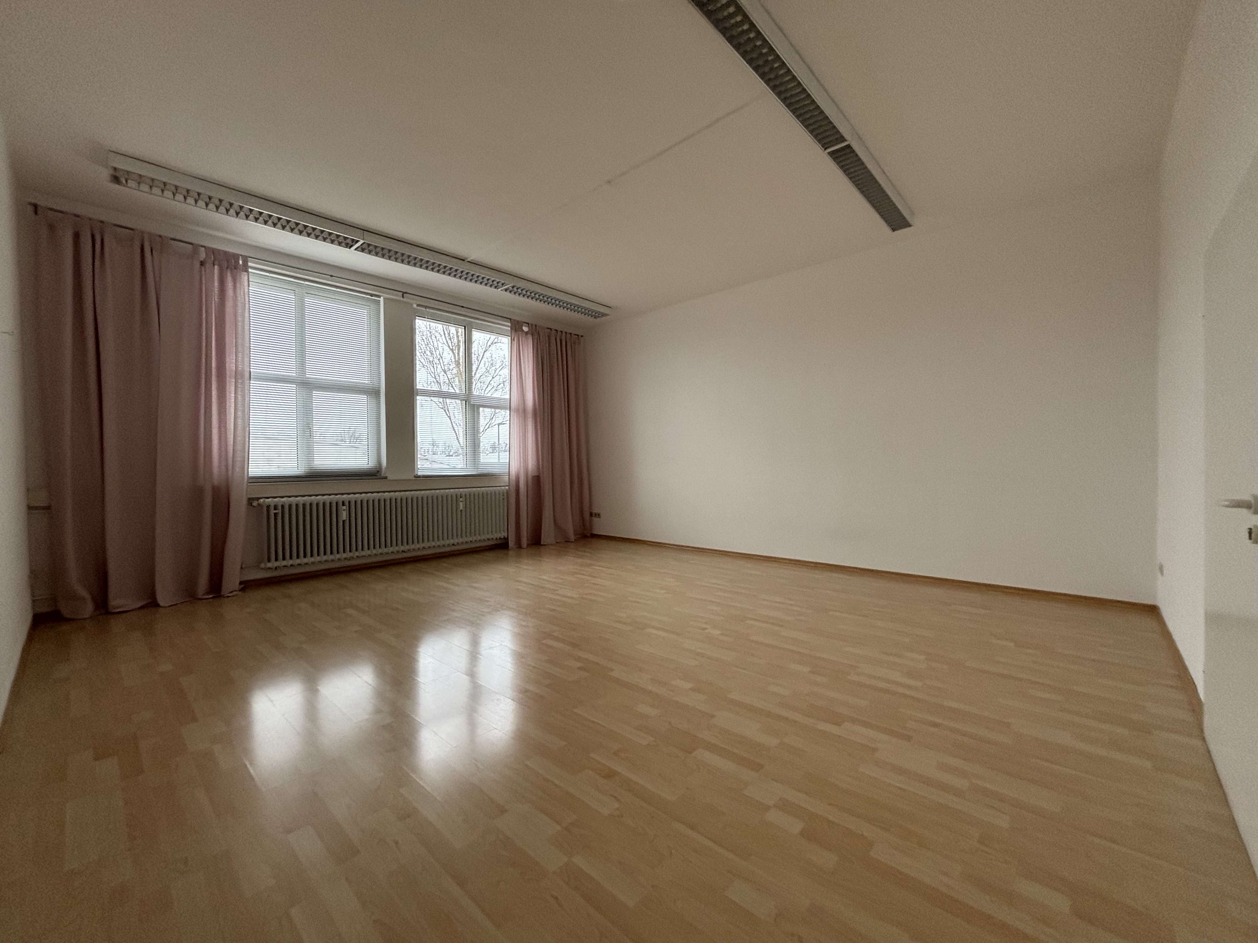 Thumbnail-Büro in Radolfzell 306,00 € 34 m²