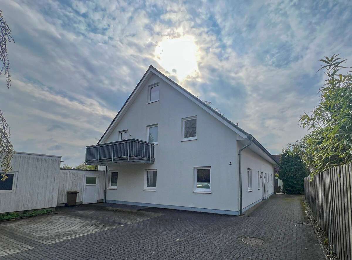 Thumbnail-Wohnung zum Mieten in Edewecht 680,00 € 59.93 m²