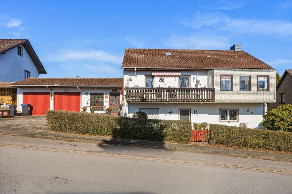Thumbnail-Haus zum Kaufen in Dassel Sievershausen 170.000,00 € 172 m²