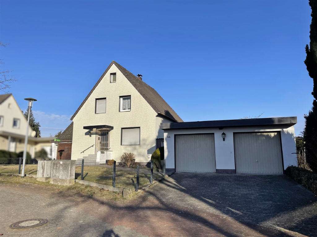 Thumbnail-Haus zum Kaufen in Lage 180.000,00 € 99.86 m²