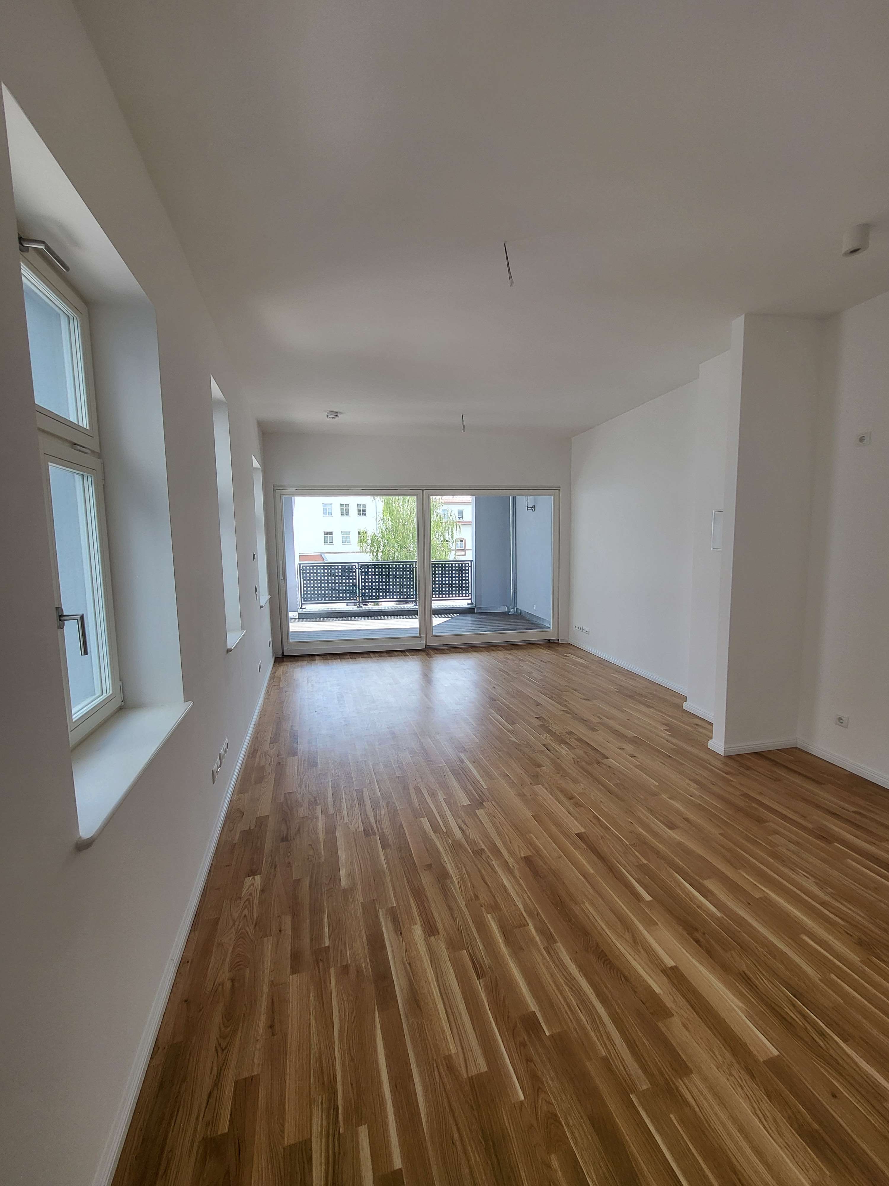 Thumbnail-Wohnung zum Mieten in Rochlitz 489,00 € 54.39 m²