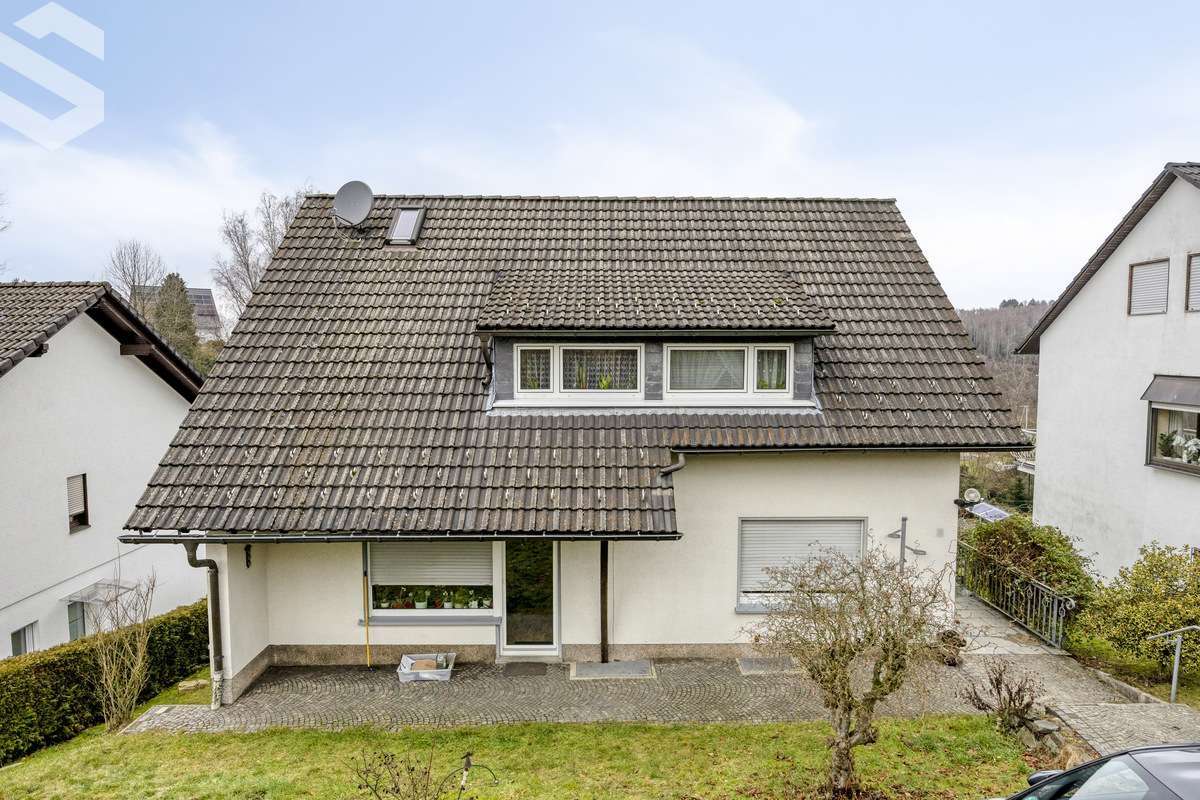 Thumbnail-Haus zum Kaufen in Reichshof 259.000,00 € 139 m²