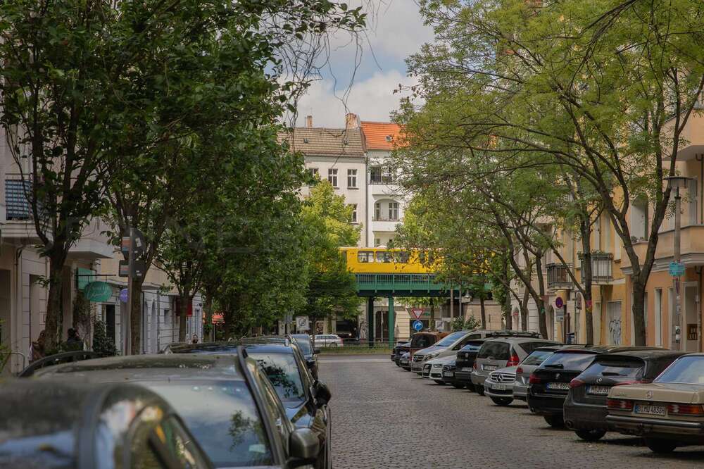Thumbnail-Haus zum Kaufen in Berlin Prenzlauer Berg 4.190.000,00 € 1490 m²