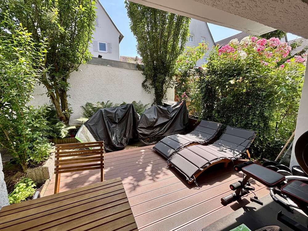 Thumbnail-Haus zum Kaufen in Stuttgart-Stammheim 1.200.000,00 € 310.47 m²