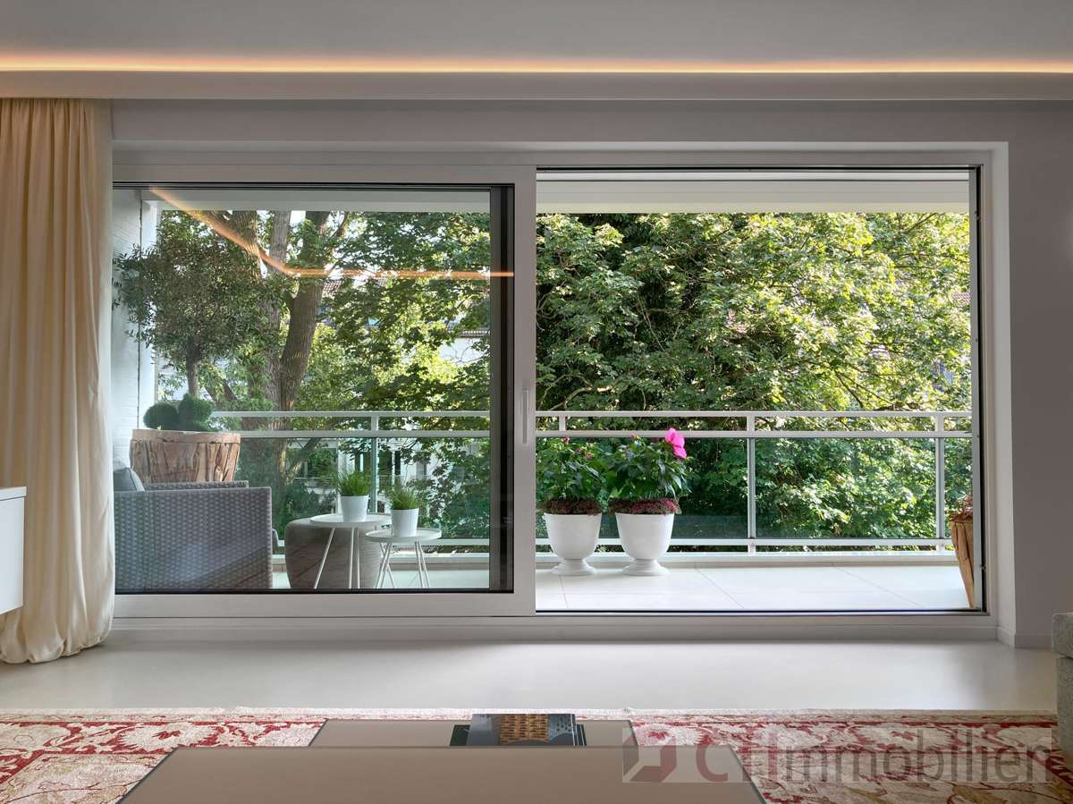 Thumbnail-Wohnung zum Kaufen in Düsseldorf Düsseltal 1.500.000,00 € 164 m²