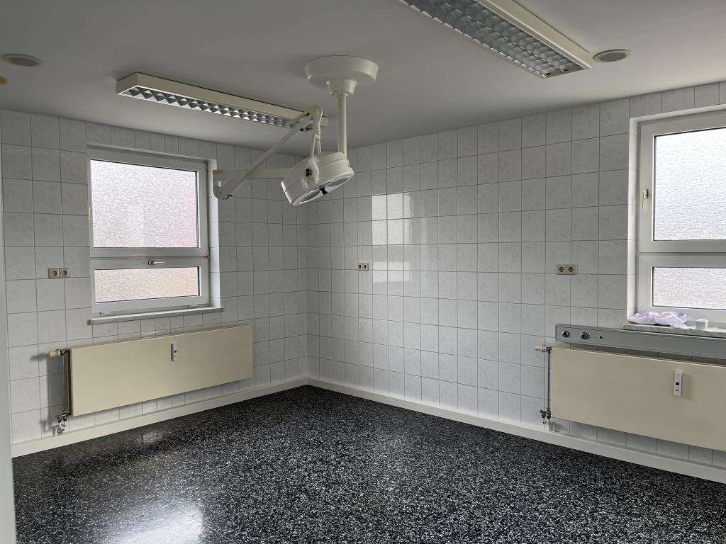Thumbnail-Büro in Bischofswerda 1.994,00 € 200 m²