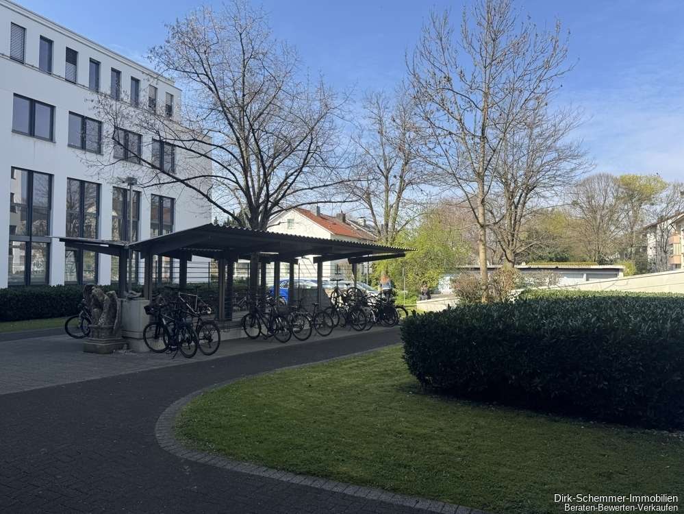Thumbnail-Büro in Freiburg im Breisgau 3.600,00 € 299.94 m²
