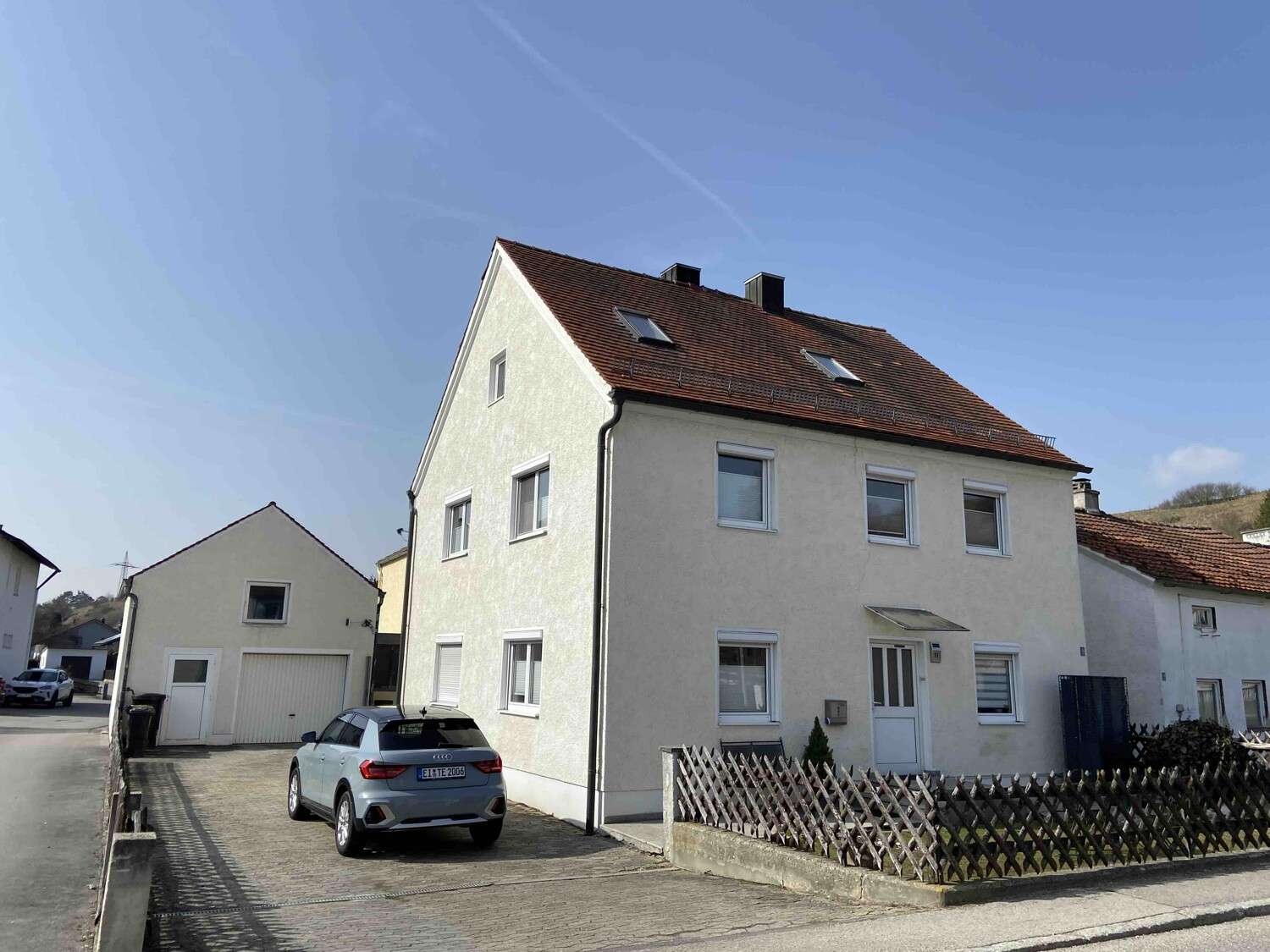 Thumbnail-Haus zum Kaufen in Altmannstein Neuenhinzenhausen 289.000,00 € 157 m²