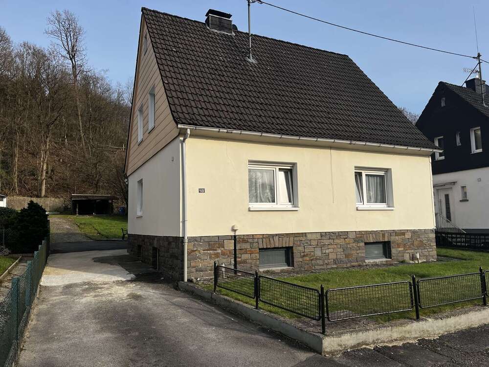 Thumbnail-Haus zum Kaufen in Bergneustadt 269.000,00 € 112 m²