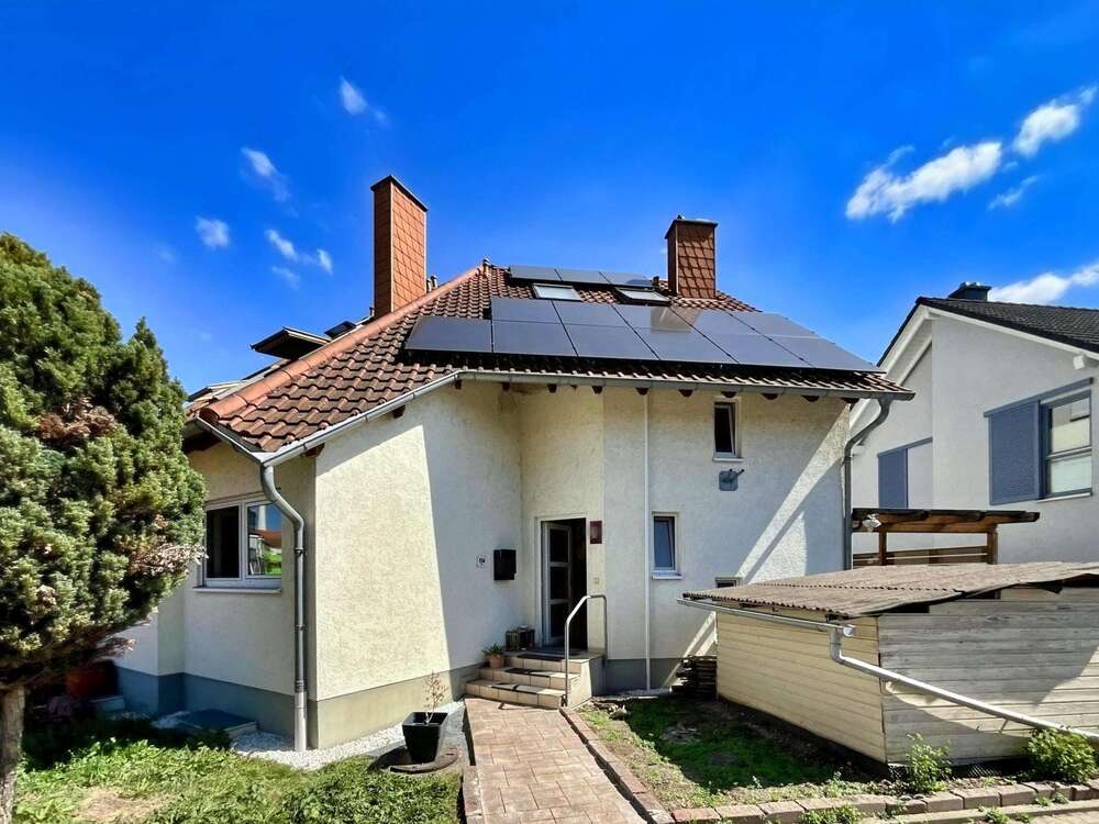 Thumbnail-Haus zum Kaufen in Altrip 375.000,00 € 117.91 m²