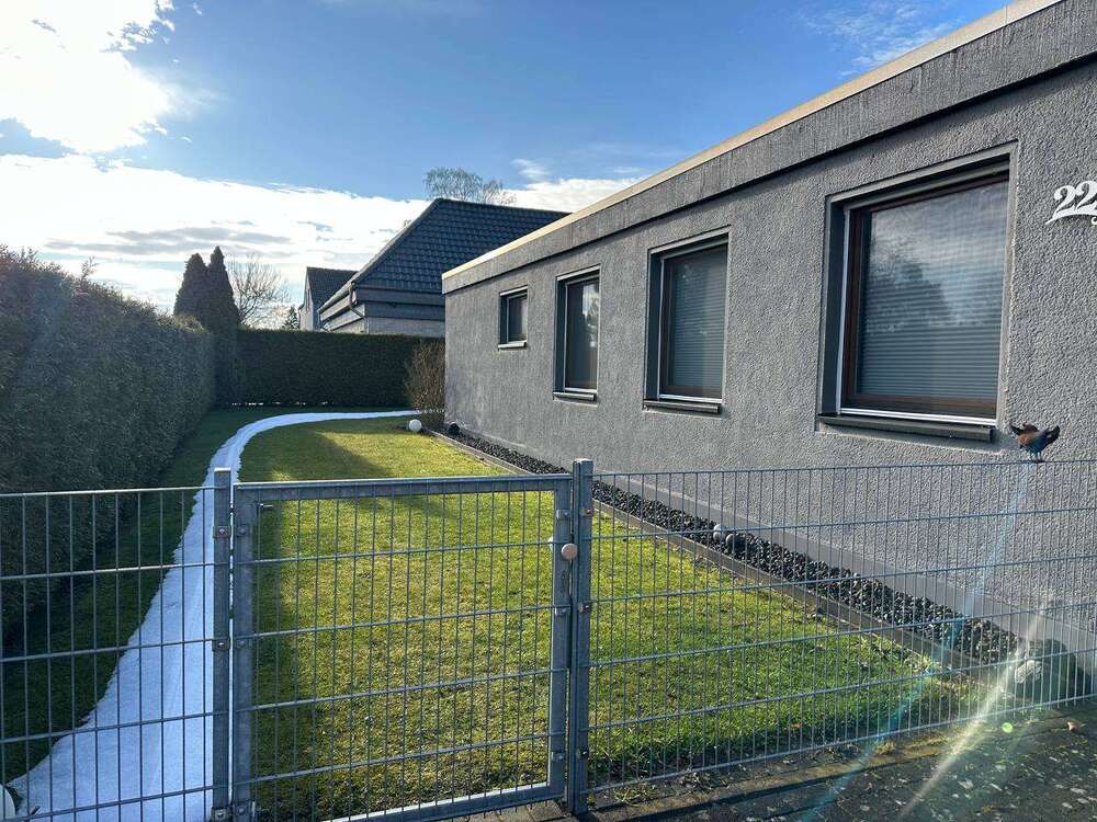 Thumbnail-Haus zum Mieten in Garbsen-Meyenfeld 1.750,00 € 125 m²