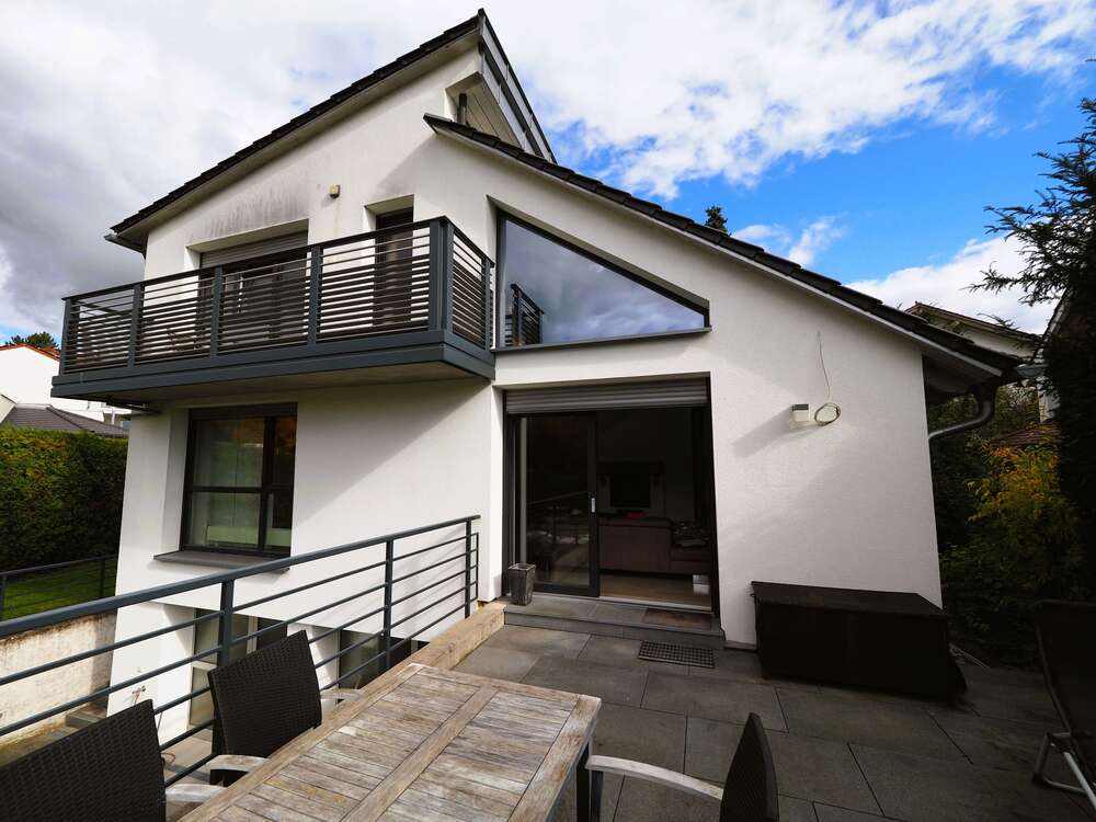 Thumbnail-Haus zum Kaufen in Steinheim 886.000,00 € 220 m²