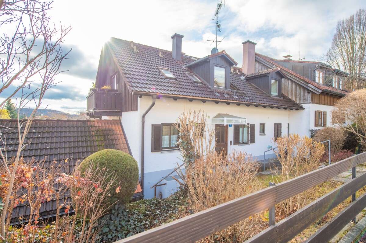 Thumbnail-Haus zum Kaufen in Weßling 995.000,00 € 202 m²