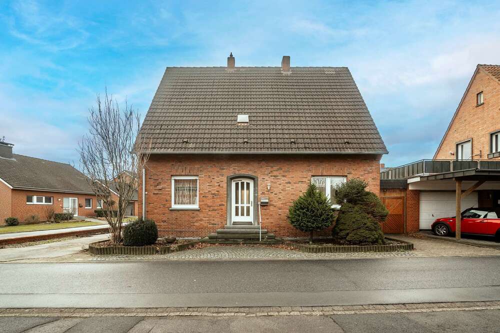 Thumbnail-Haus zum Kaufen in Ennigerloh-Westkirchen 289.000,00 € 140 m²