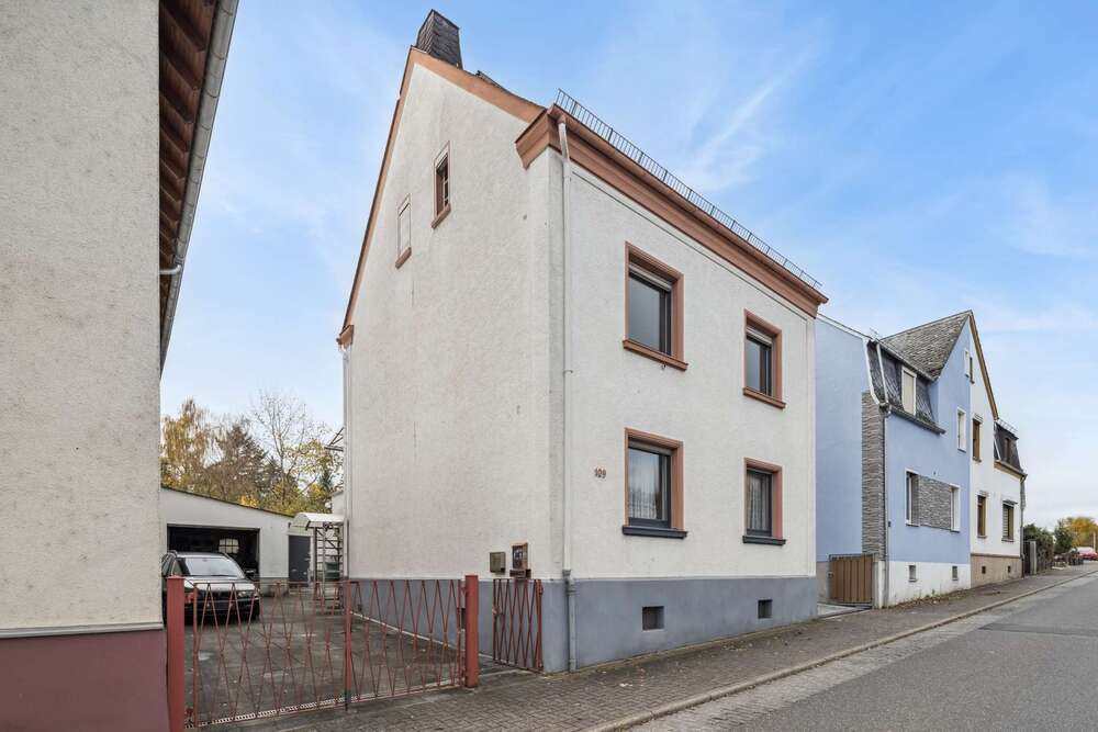 Thumbnail-Haus zum Kaufen in Elz 329.000,00 € 220 m²