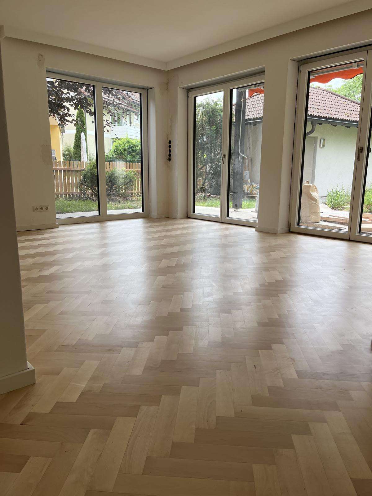 Thumbnail-Haus zum Mieten in Murnau am Staffelsee 2.600,00 € 185.4 m²