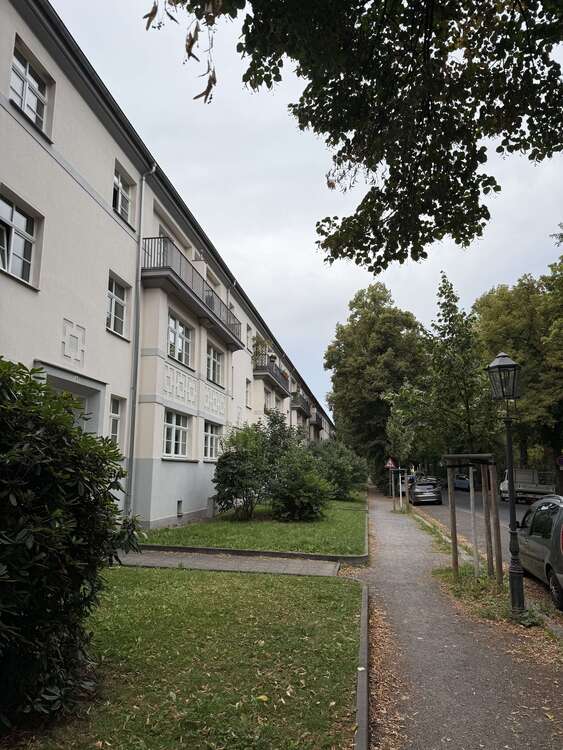 Thumbnail-Wohnung zum Kaufen in Dresden 180.000,00 € 65.53 m²