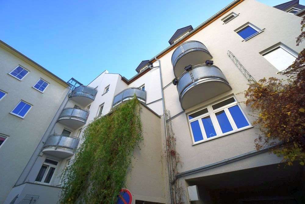 Thumbnail-Wohnung zum Mieten in Plauen 290,53 € 51.88 m²