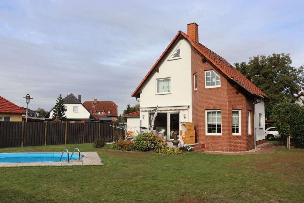 Thumbnail-Haus zum Kaufen in Hohenwarthe 398.000,00 € 140.85 m²