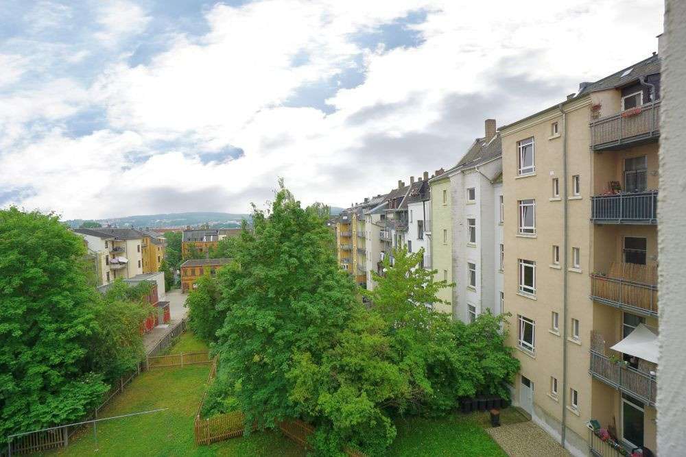 Thumbnail-Wohnung zum Mieten in Plauen 261,45 € 65.2 m²